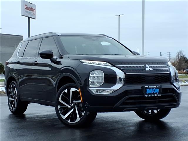 used 2022 Mitsubishi Outlander car, priced at $25,623