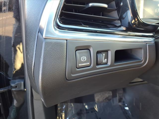 used 2025 Cadillac XT6 car, priced at $41,982