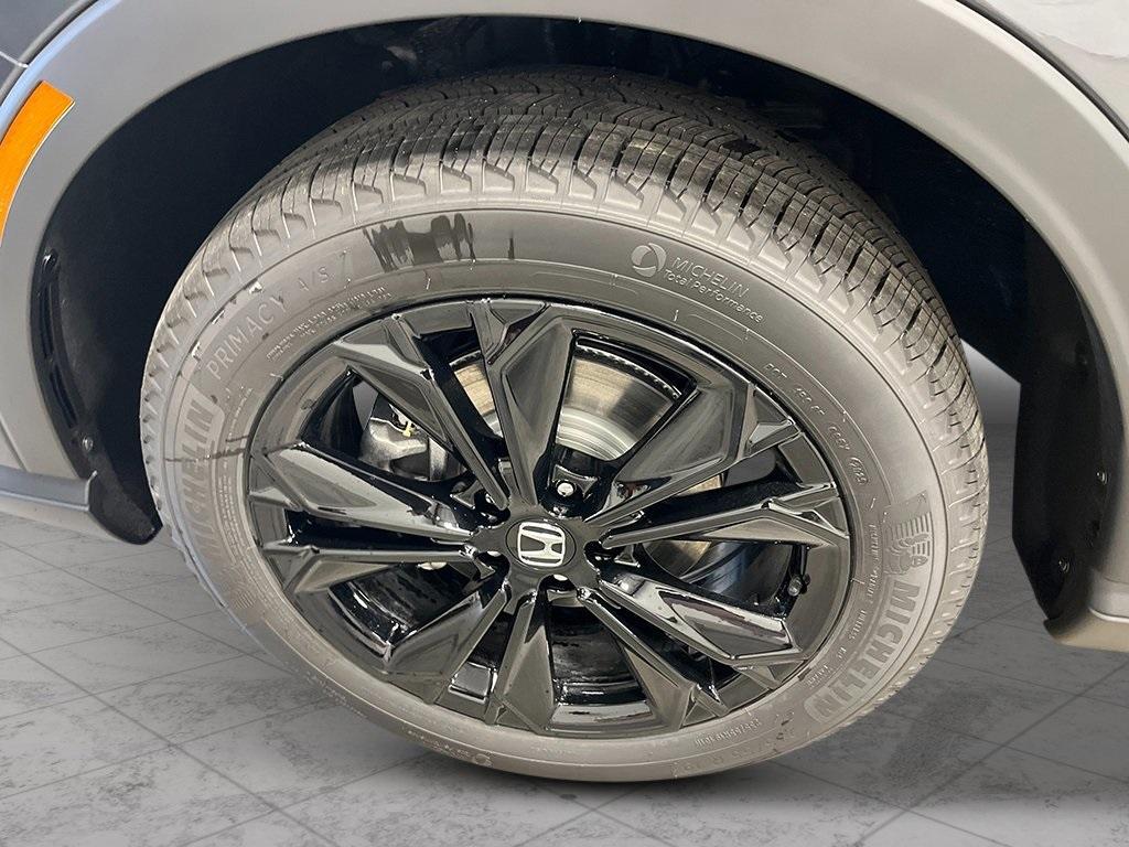 new 2026 Honda CR-V Hybrid car, priced at $41,952