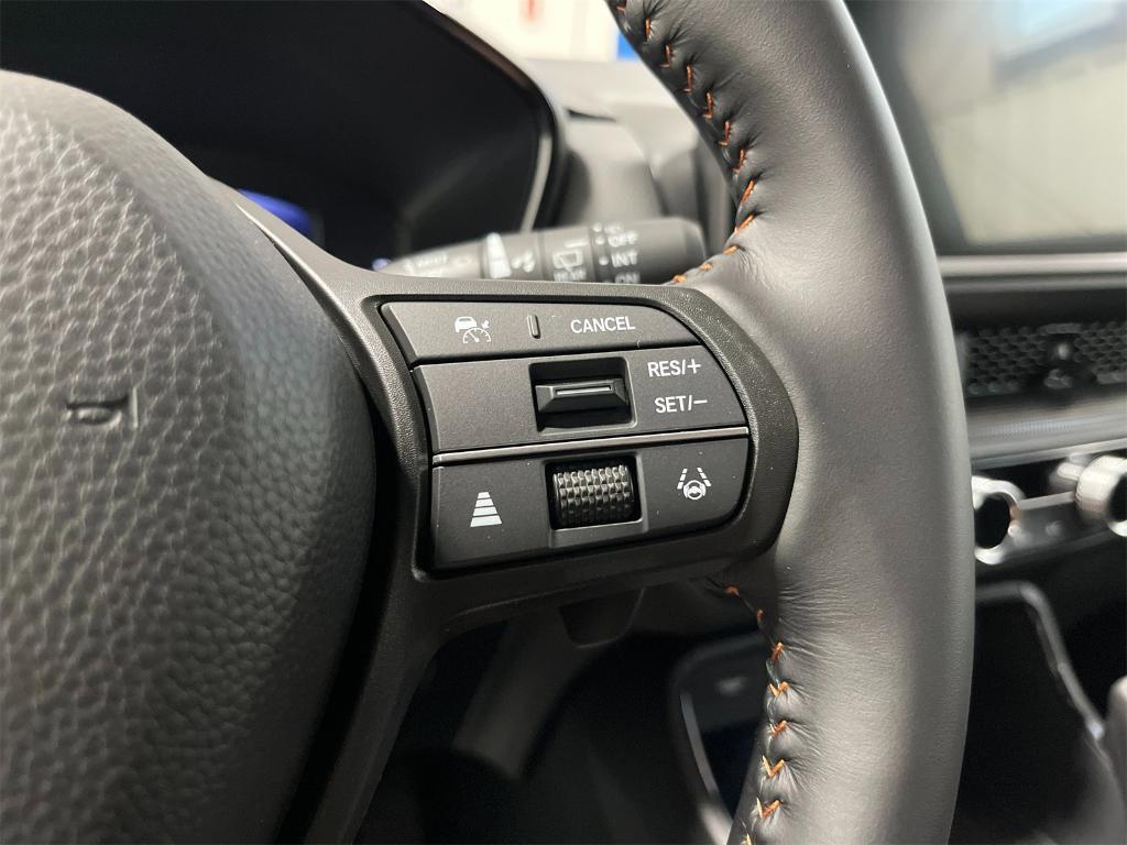 new 2026 Honda CR-V Hybrid car, priced at $39,539