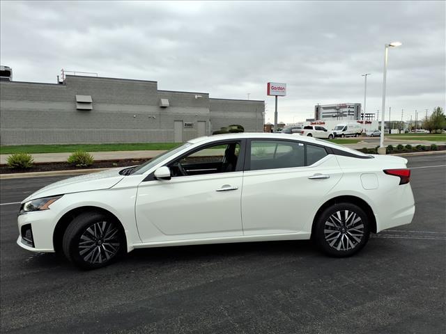used 2023 Nissan Altima car, priced at $23,629