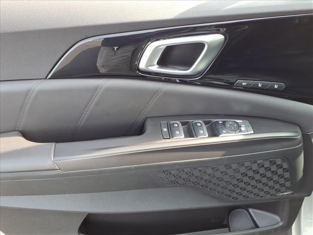 used 2025 Kia Carnival car, priced at $43,687