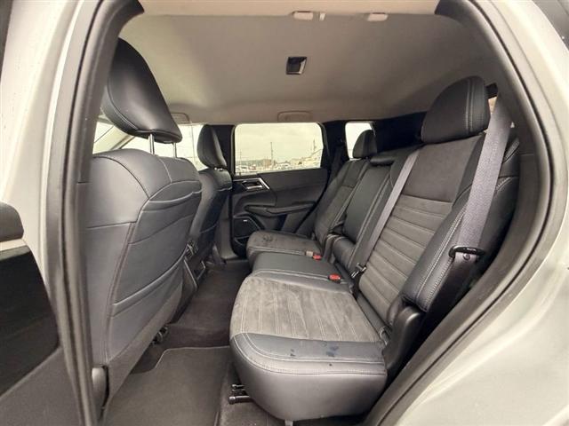 used 2025 Mitsubishi Outlander car, priced at $27,463