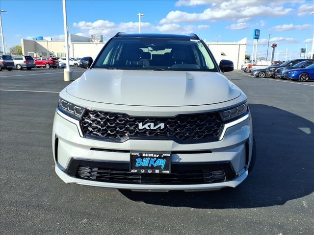 used 2022 Kia Sorento car, priced at $21,912