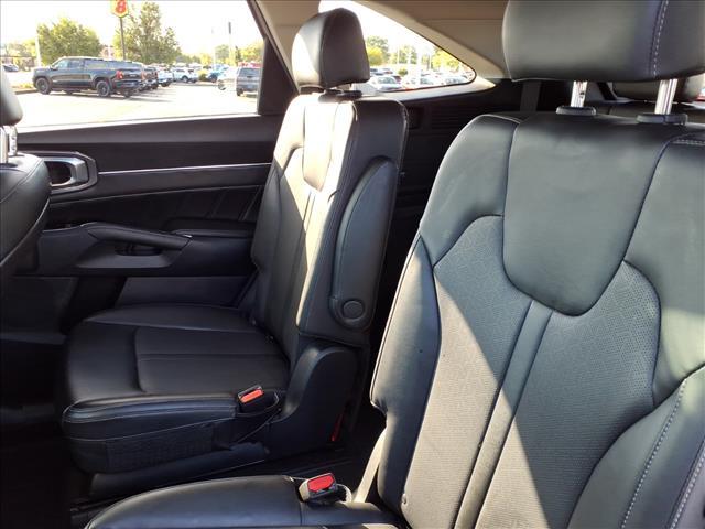 used 2022 Kia Sorento car, priced at $21,912