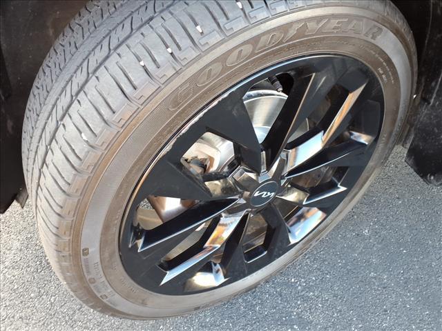 used 2022 Kia Sorento car, priced at $21,912