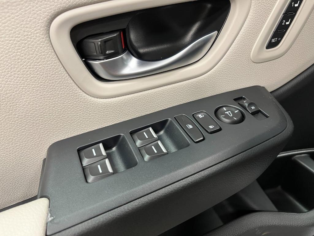 new 2026 Honda Pilot car, priced at $48,090