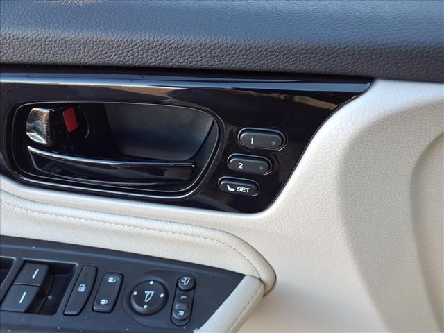 used 2025 Honda Odyssey car, priced at $47,645