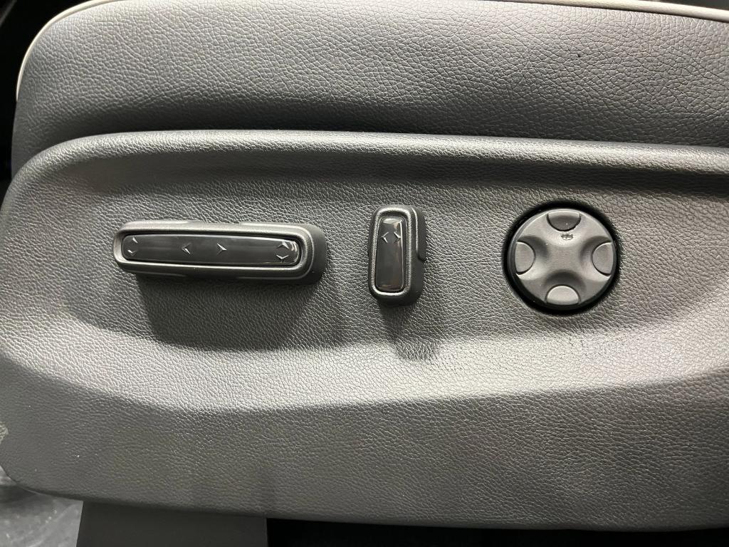 new 2026 Honda Odyssey car, priced at $45,333
