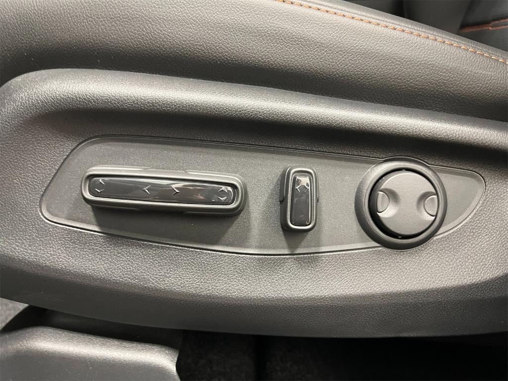 new 2026 Honda CR-V Hybrid car, priced at $39,591