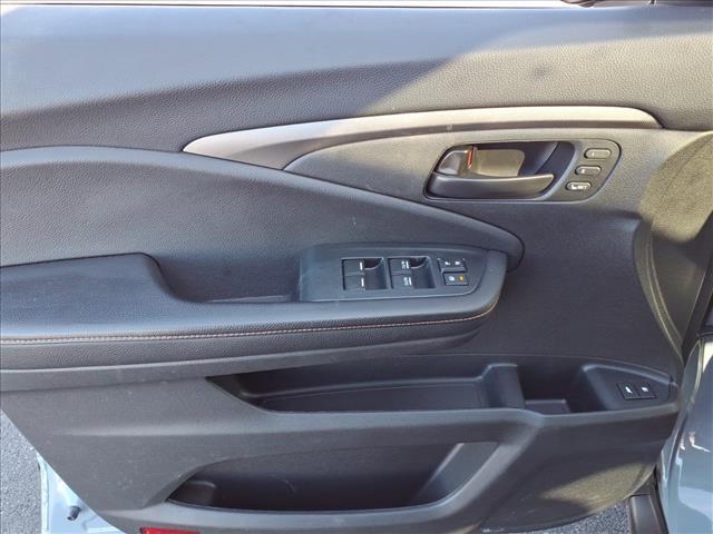 used 2022 Honda Passport car, priced at $31,740