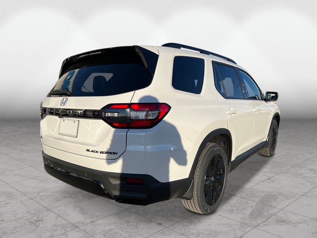 new 2026 Honda Pilot car, priced at $52,407