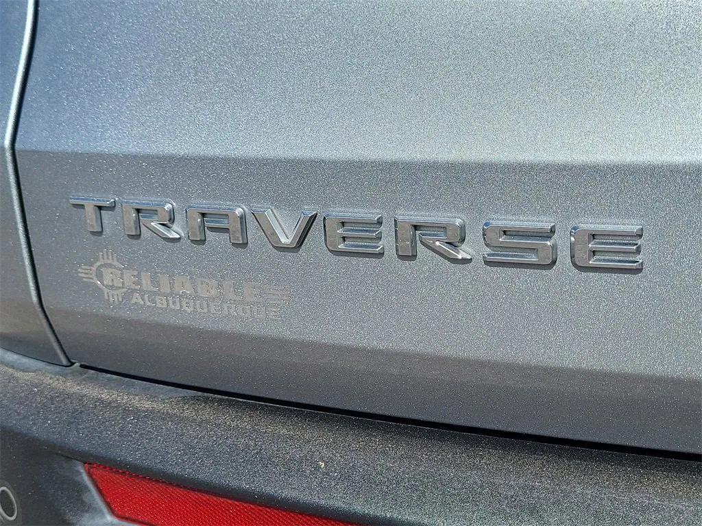used 2025 Chevrolet Traverse car, priced at $36,503