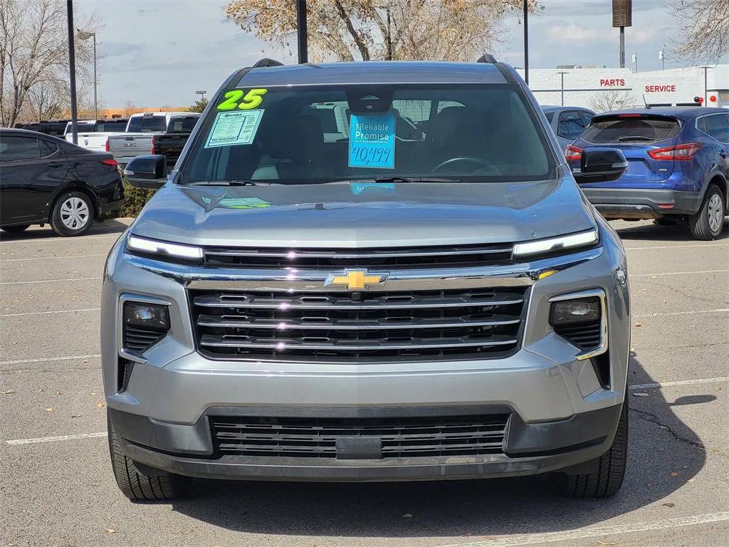 used 2025 Chevrolet Traverse car, priced at $36,503