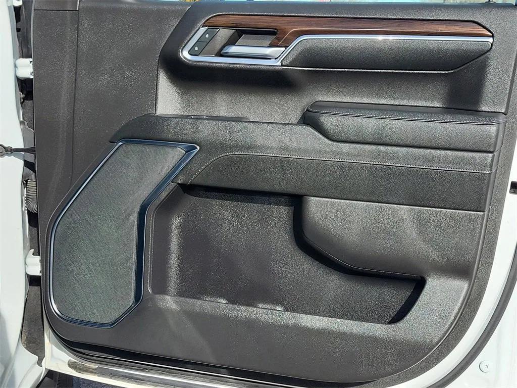 used 2024 GMC Sierra 1500 car, priced at $46,691