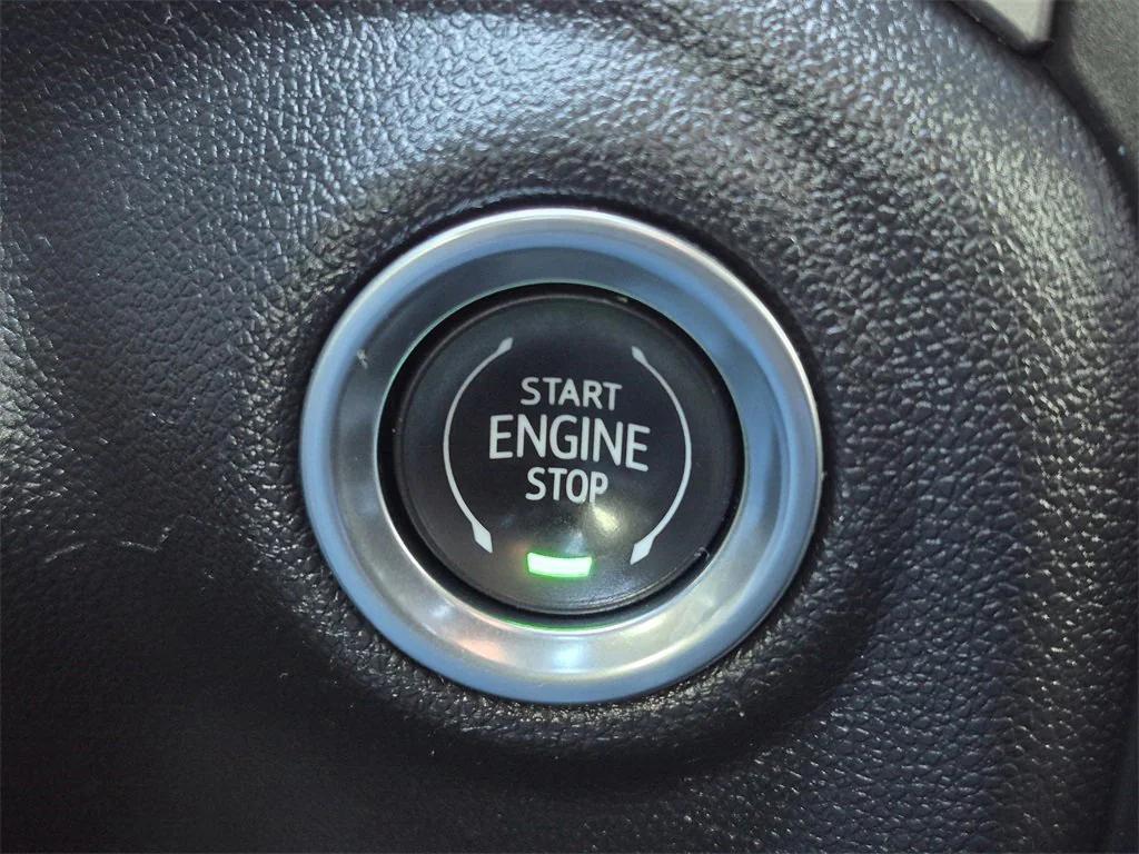 used 2024 Chevrolet Silverado 1500 car, priced at $40,563