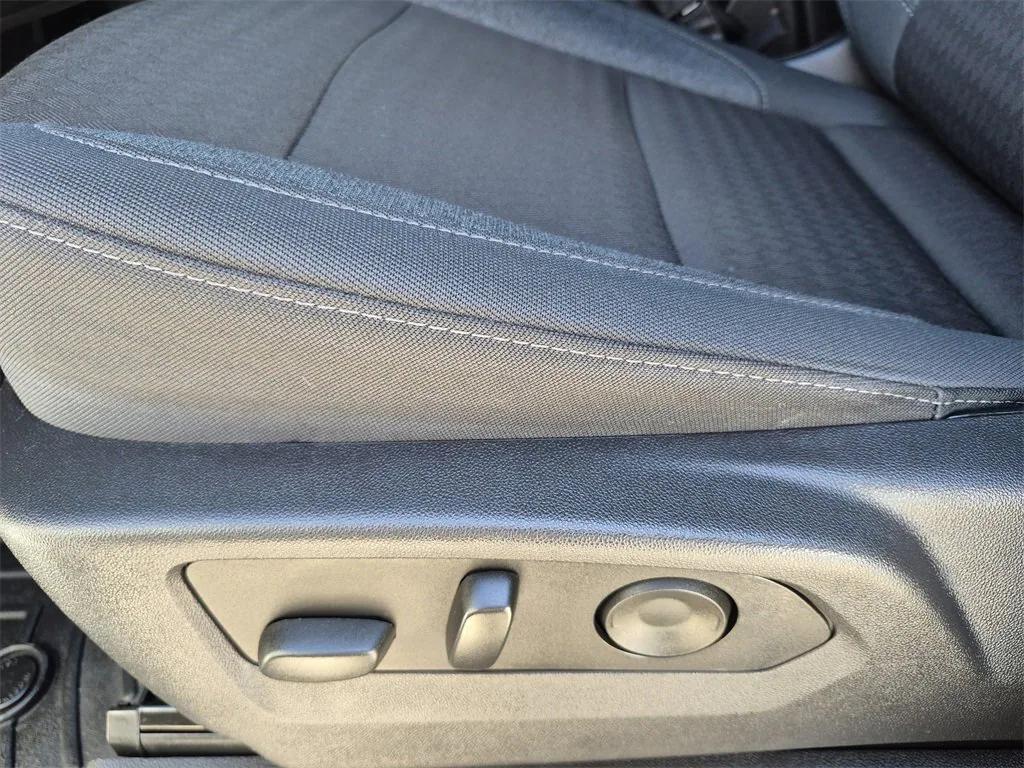 used 2024 Chevrolet Silverado 1500 car, priced at $40,563