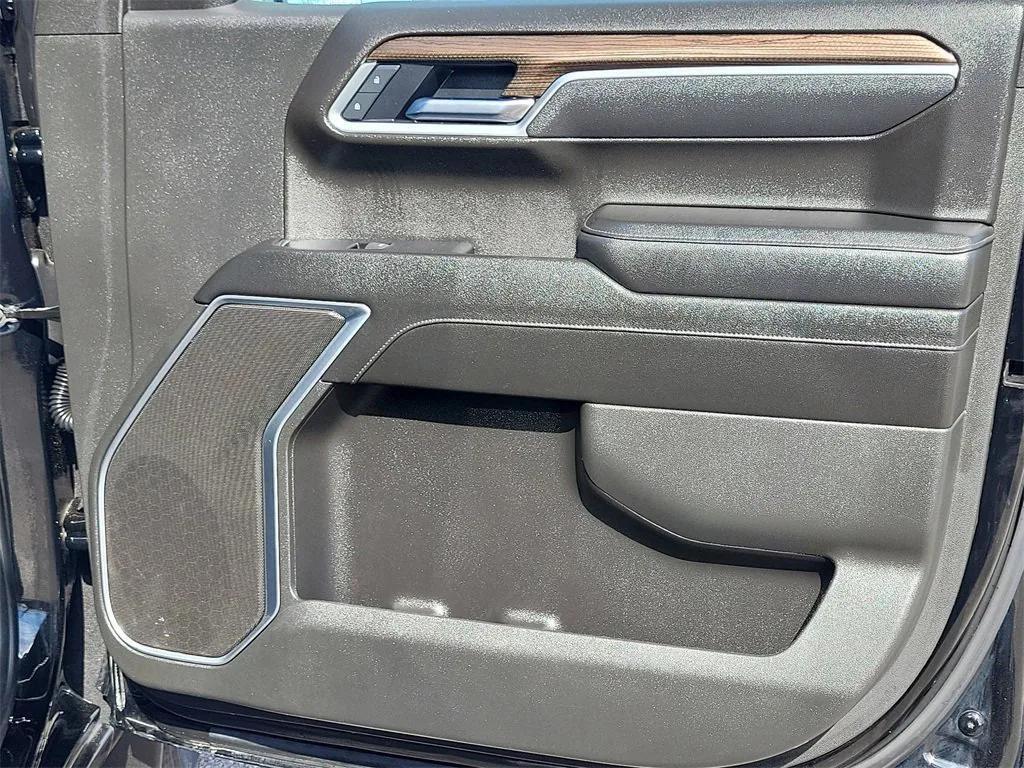 used 2025 Chevrolet Silverado 1500 car, priced at $43,216