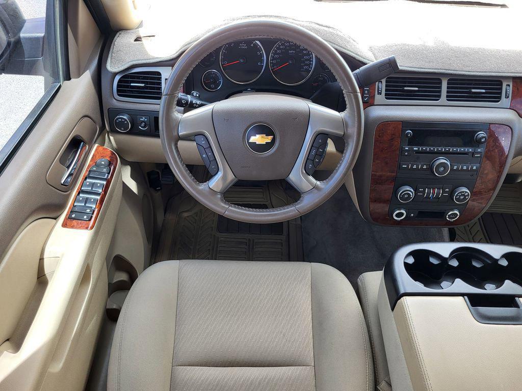 used 2011 Chevrolet Suburban car, priced at $15,950