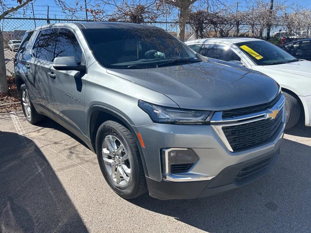 used 2023 Chevrolet Traverse car, priced at $26,999