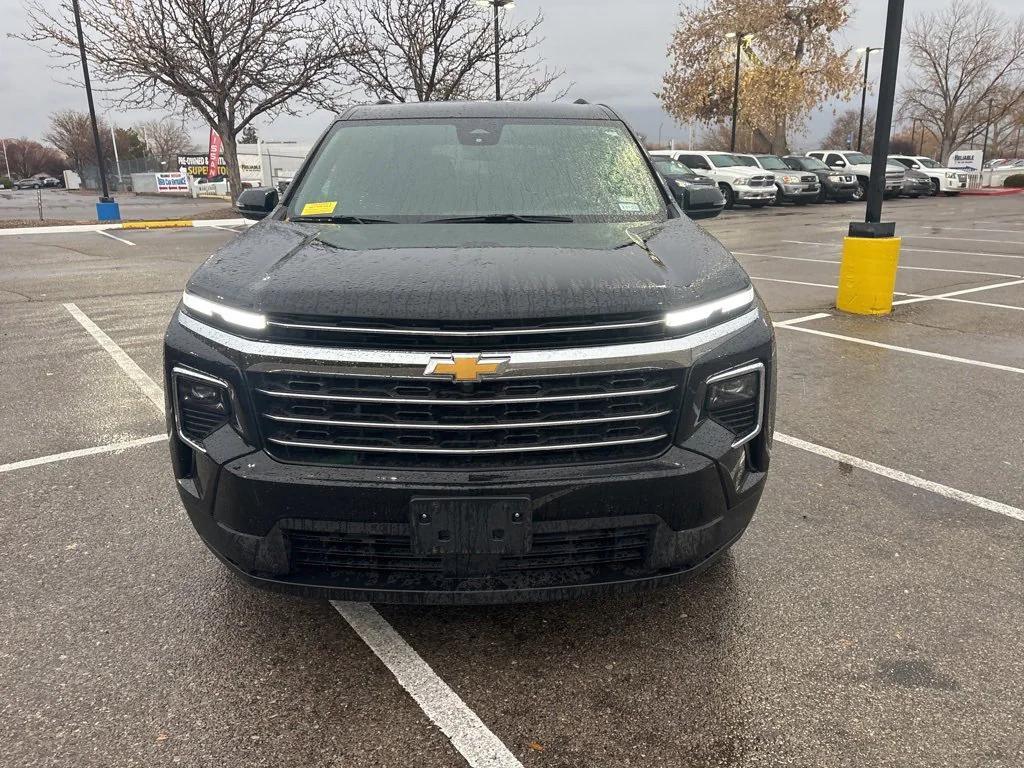 used 2025 Chevrolet Traverse car, priced at $36,844