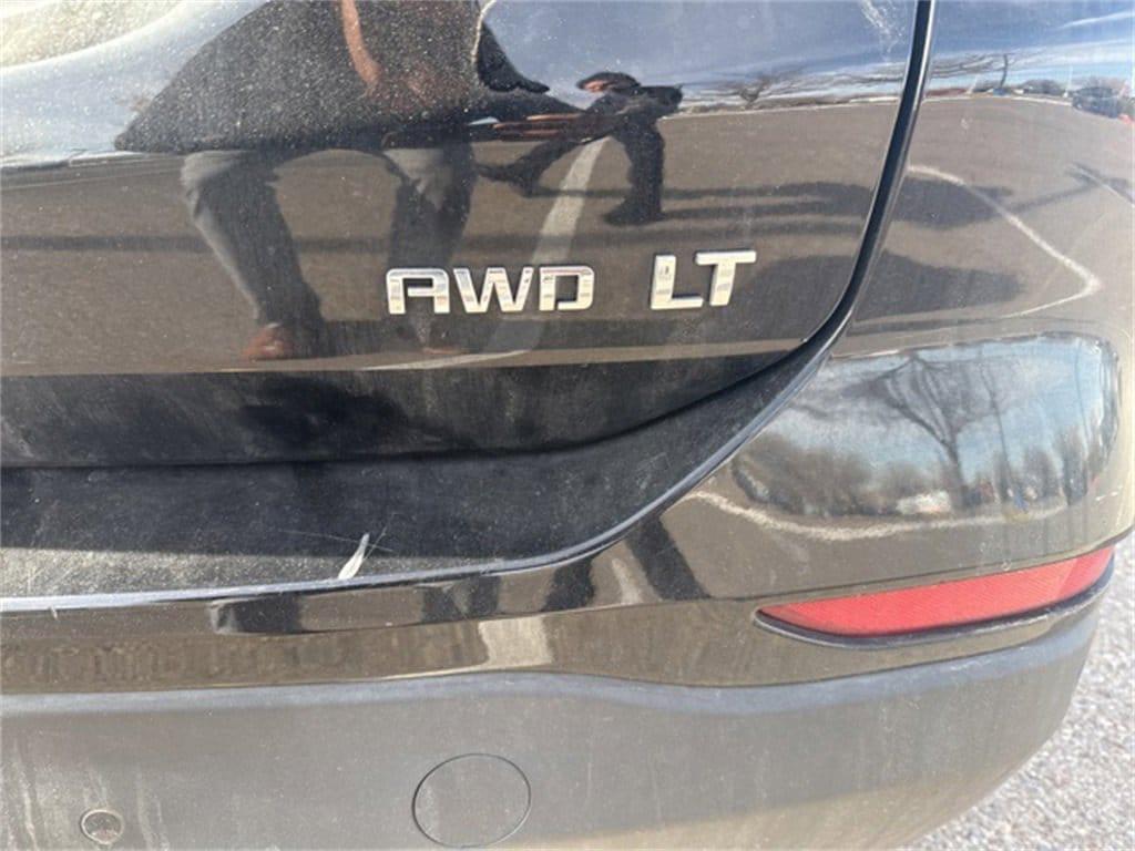 used 2022 Chevrolet Equinox car, priced at $23,135