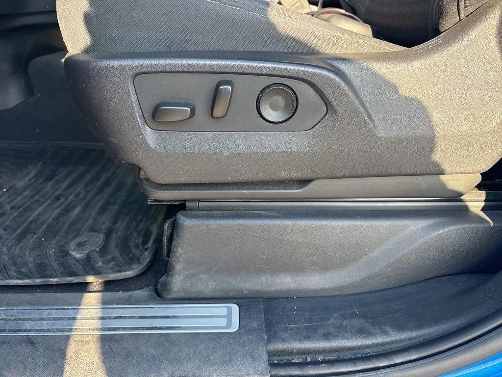 used 2025 Chevrolet Silverado 1500 car, priced at $42,594