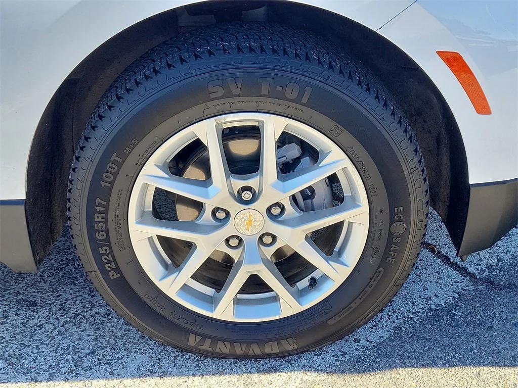 used 2024 Chevrolet Equinox car, priced at $21,788