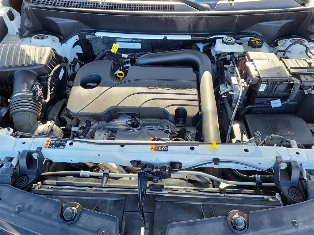 used 2024 Chevrolet Equinox car, priced at $21,788