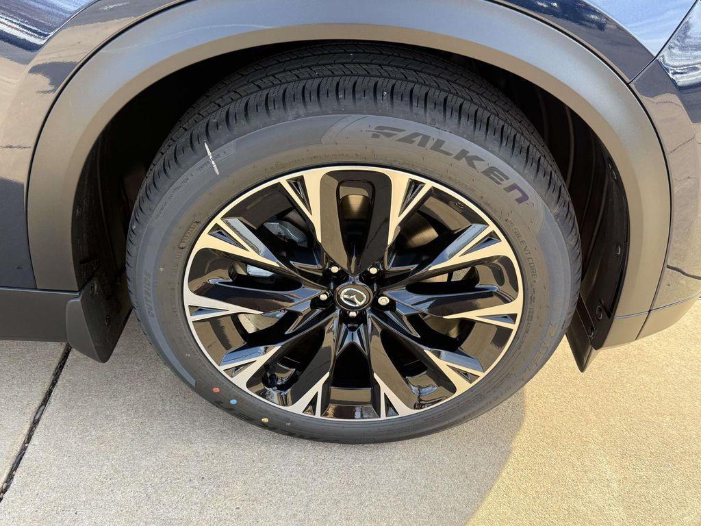 new 2026 Mazda CX-90 PHEV car, priced at $60,128