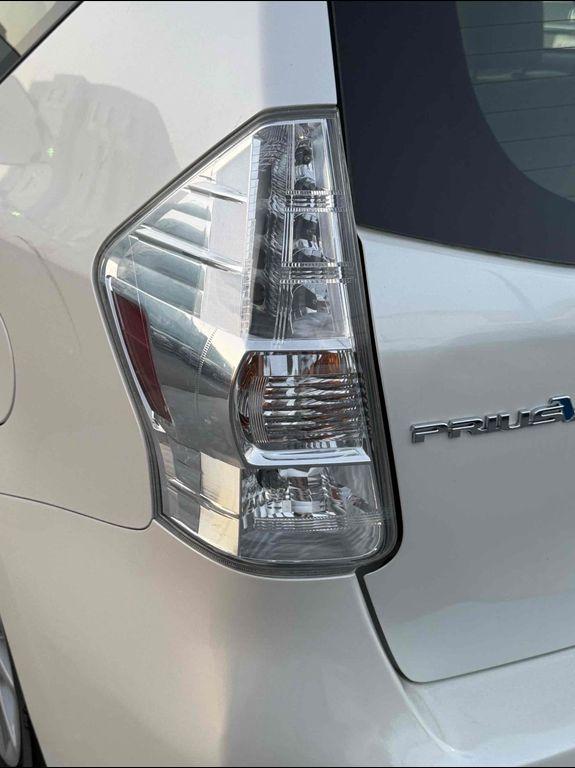 used 2014 Toyota Prius v car, priced at $12,987