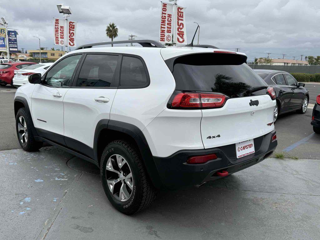 used 2018 Jeep Cherokee car, priced at $13,987