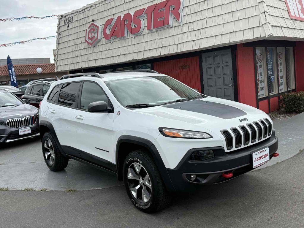 used 2018 Jeep Cherokee car, priced at $13,987