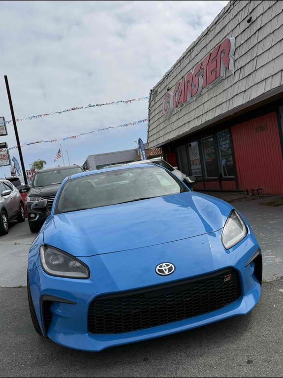 used 2022 Toyota GR86 car, priced at $27,987