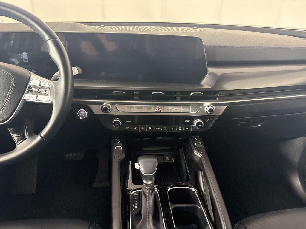 used 2025 Kia Telluride car, priced at $33,948