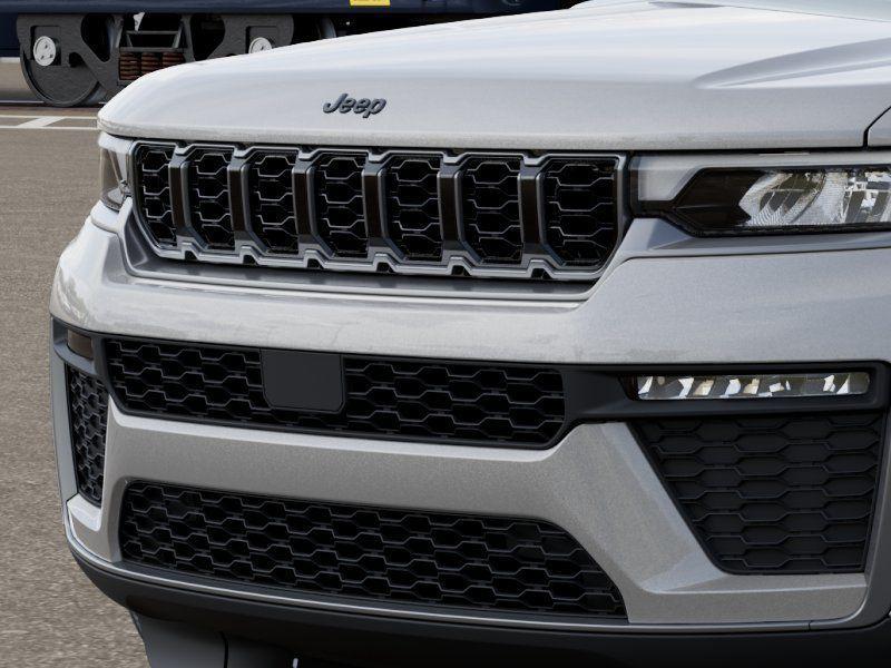 new 2026 Jeep Grand Cherokee L car, priced at $47,005