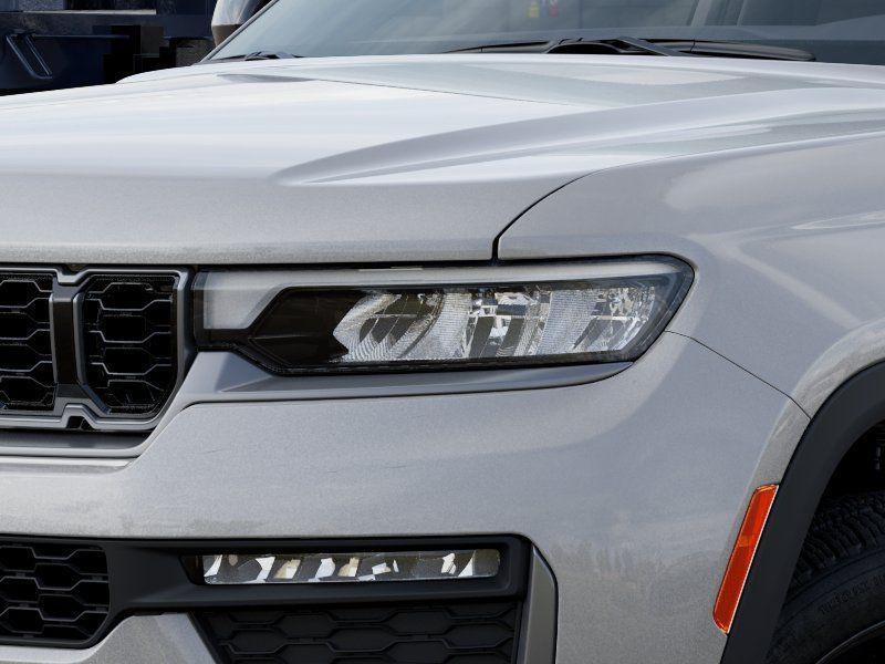 new 2026 Jeep Grand Cherokee L car, priced at $47,005