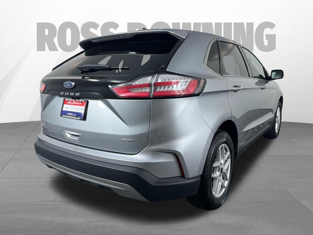 used 2024 Ford Edge car, priced at $17,995
