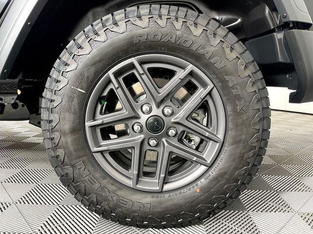 new 2026 Jeep Wrangler car, priced at $42,085