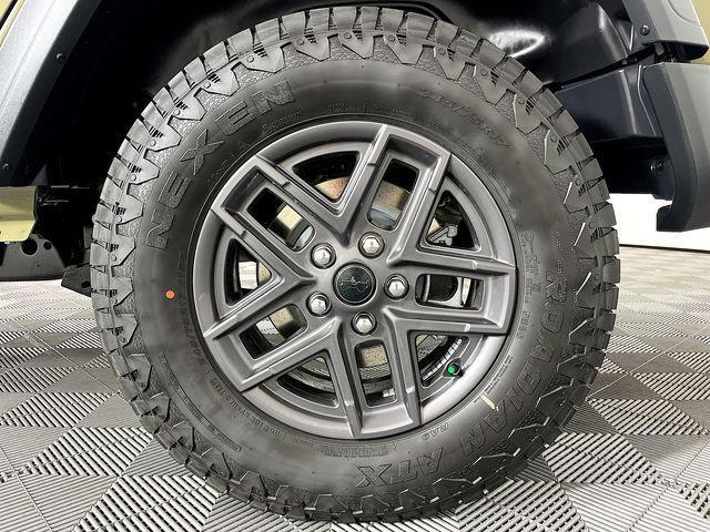 new 2026 Jeep Wrangler car, priced at $43,330