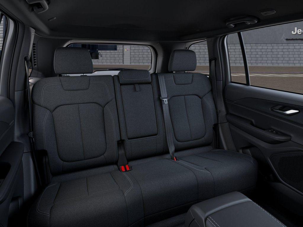 new 2026 Jeep Grand Cherokee car, priced at $41,160
