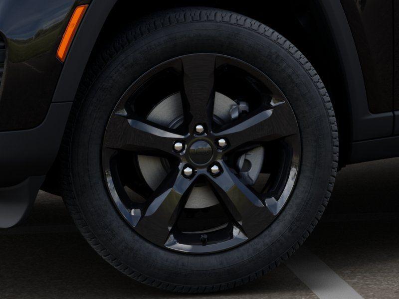 new 2025 Jeep Grand Cherokee car, priced at $37,225