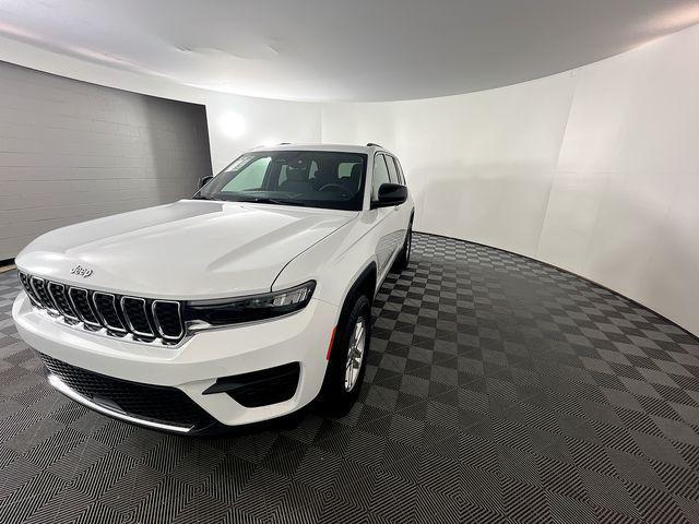 new 2025 Jeep Grand Cherokee car, priced at $33,675