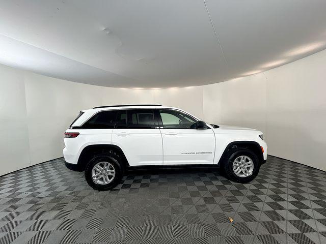 new 2025 Jeep Grand Cherokee car, priced at $33,675