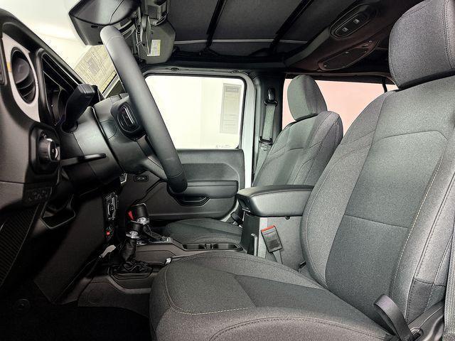new 2026 Jeep Wrangler car, priced at $43,985