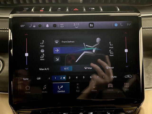 used 2023 Jeep Grand Cherokee car, priced at $28,970