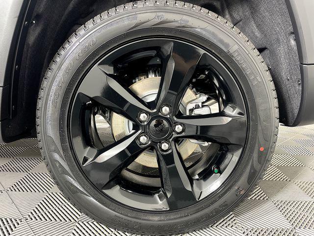 new 2025 Jeep Grand Cherokee car, priced at $41,370