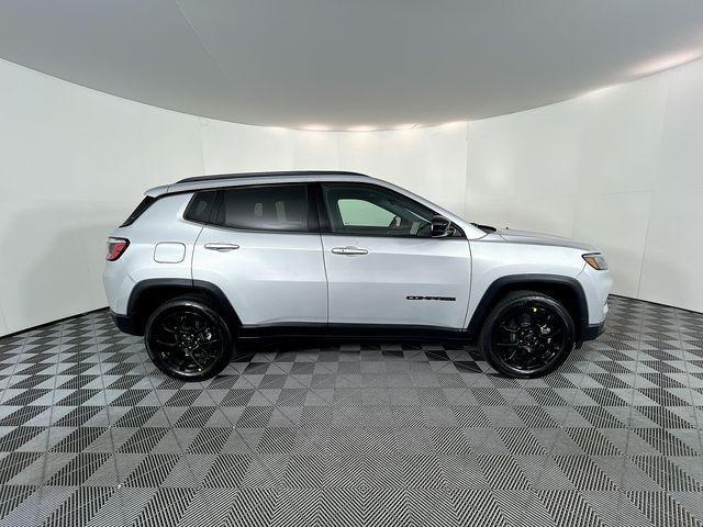 new 2026 Jeep Compass car, priced at $34,295