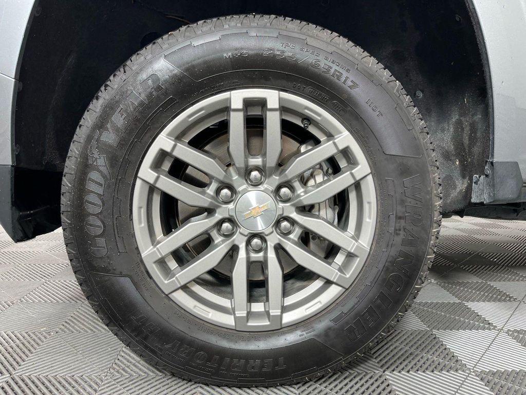 used 2024 Chevrolet Colorado car, priced at $30,995