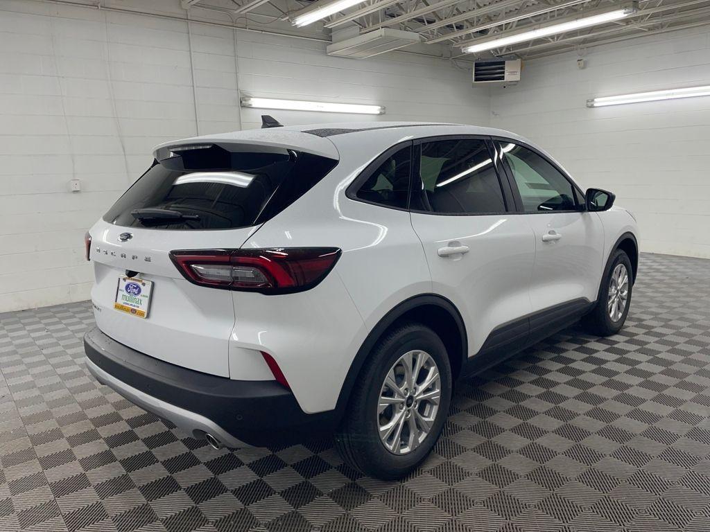 new 2026 Ford Escape car, priced at $29,122